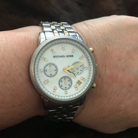 Michael Kors 2 tone Watch - Picture 6 of 8